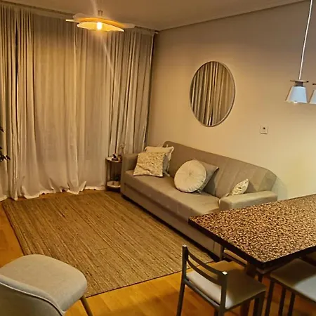 Apartment Centrico Con Parking Www Venaoviedo Es *
