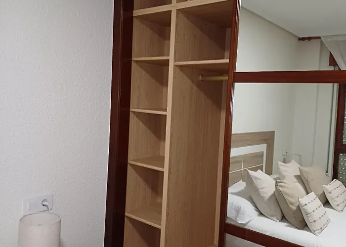 Centrico Con Parking Www Venaoviedo Es דירה *